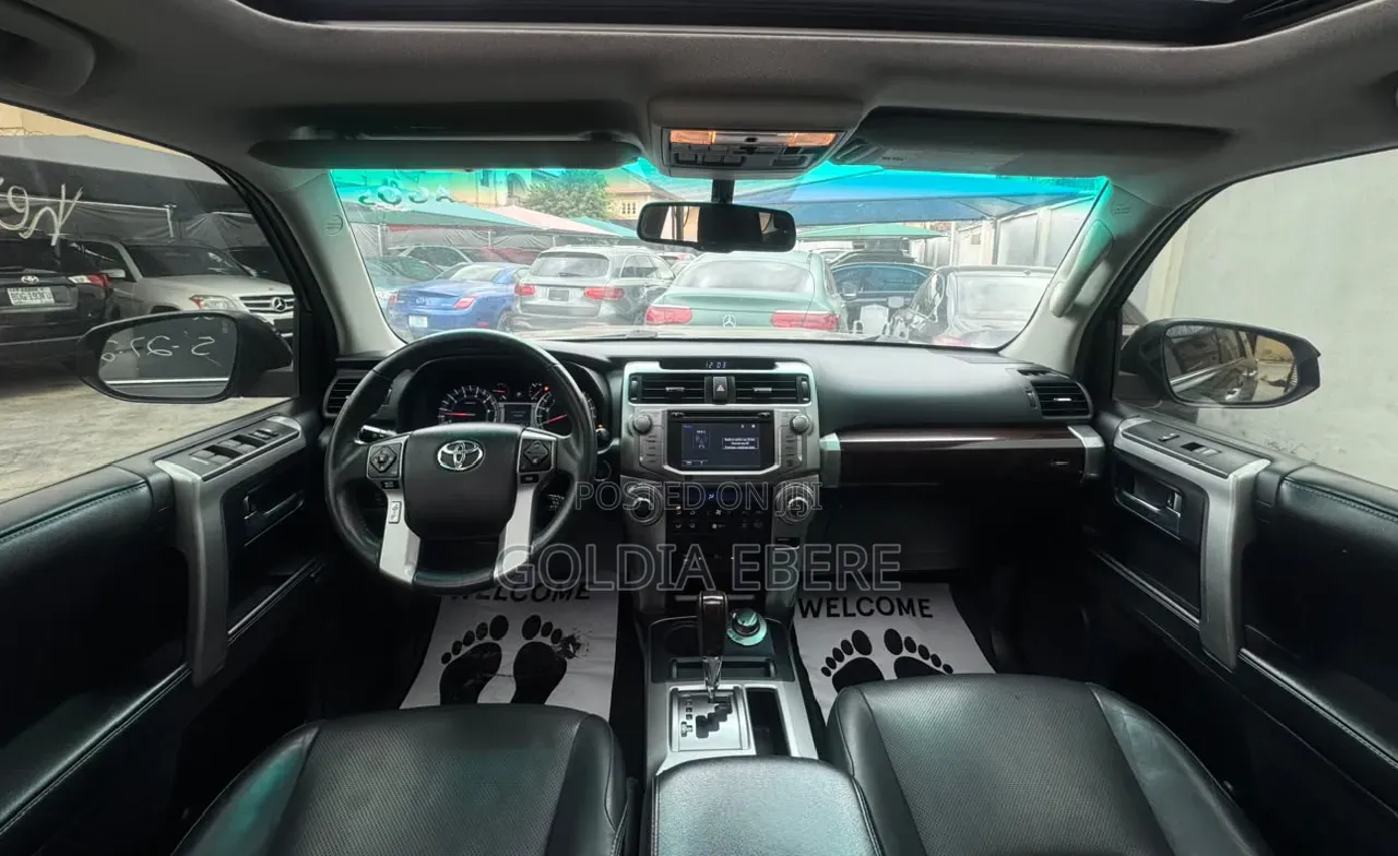 Toyota 4-Runner 2015 Black