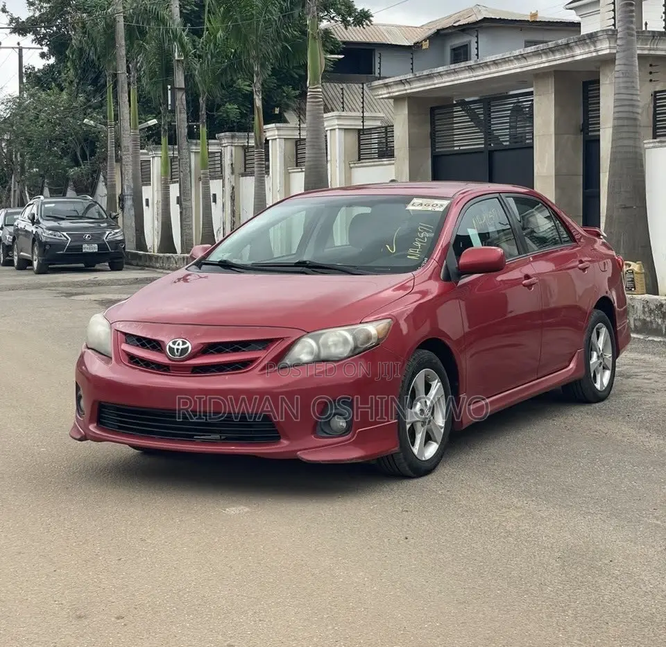 Toyota Corolla S 4dr Sedan (1.8L 4cyl 4A) 2011 Red