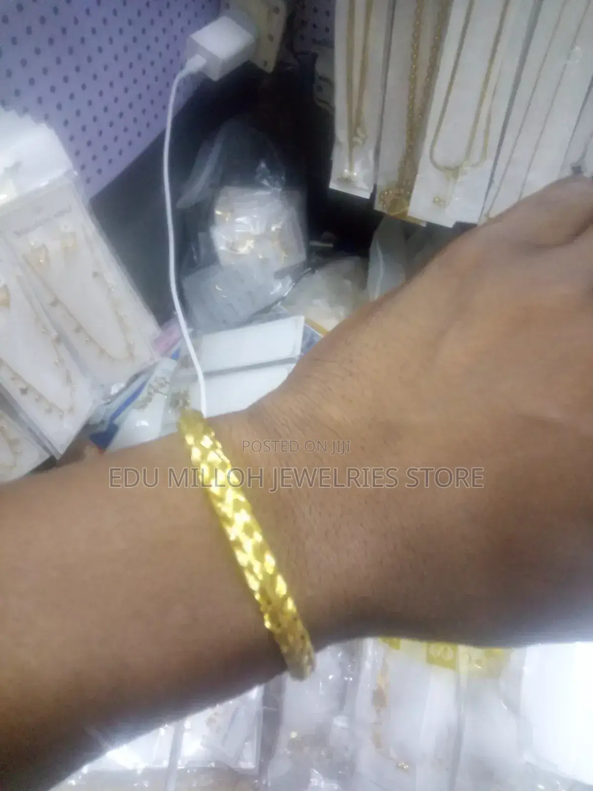 Jewelries Beautify Your Self and Change Your Looks