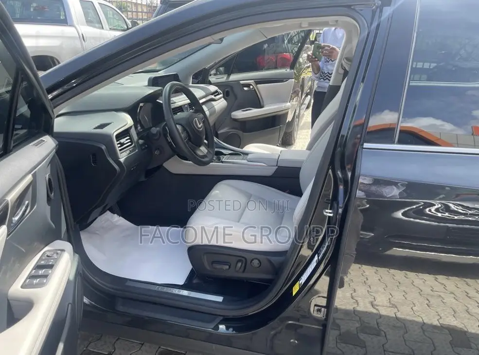 Lexus RX 2022 Black