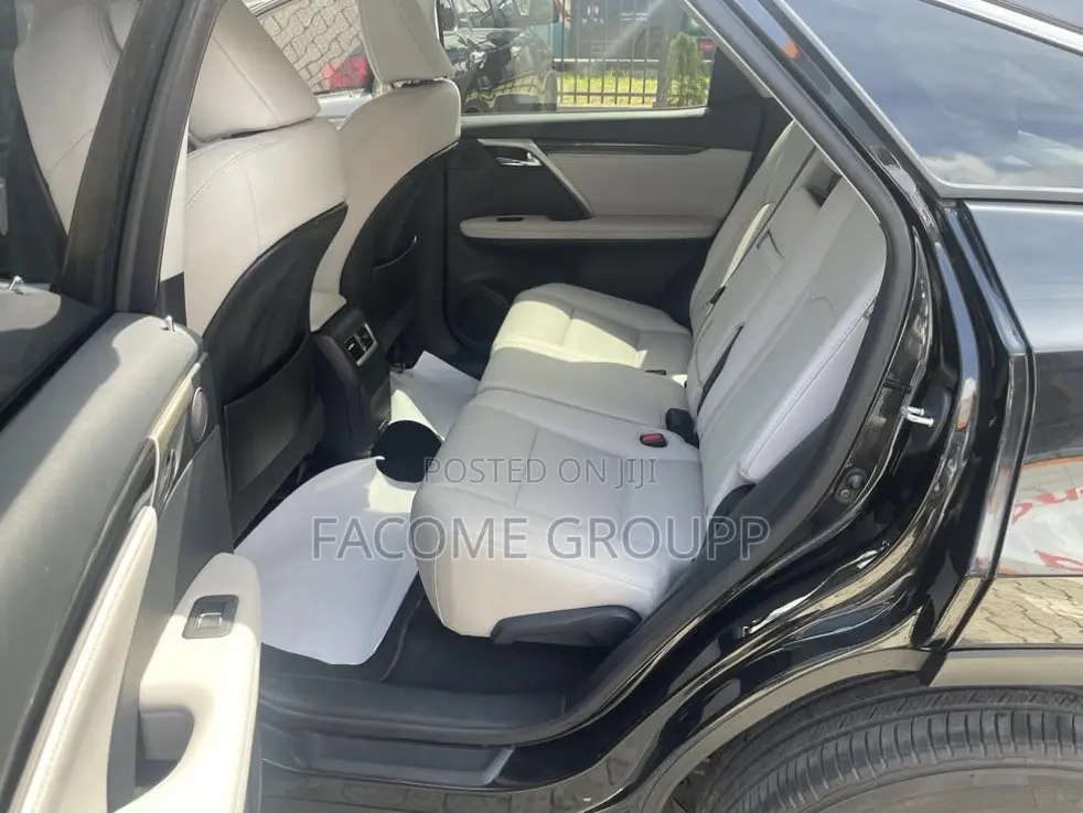 Lexus RX 2022 Black