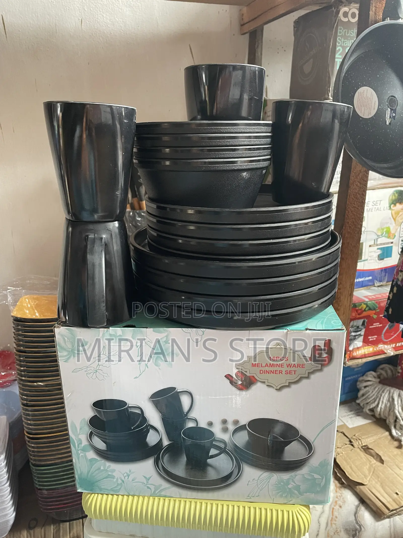 16-Piece Black Melamine Ware Dinner Set