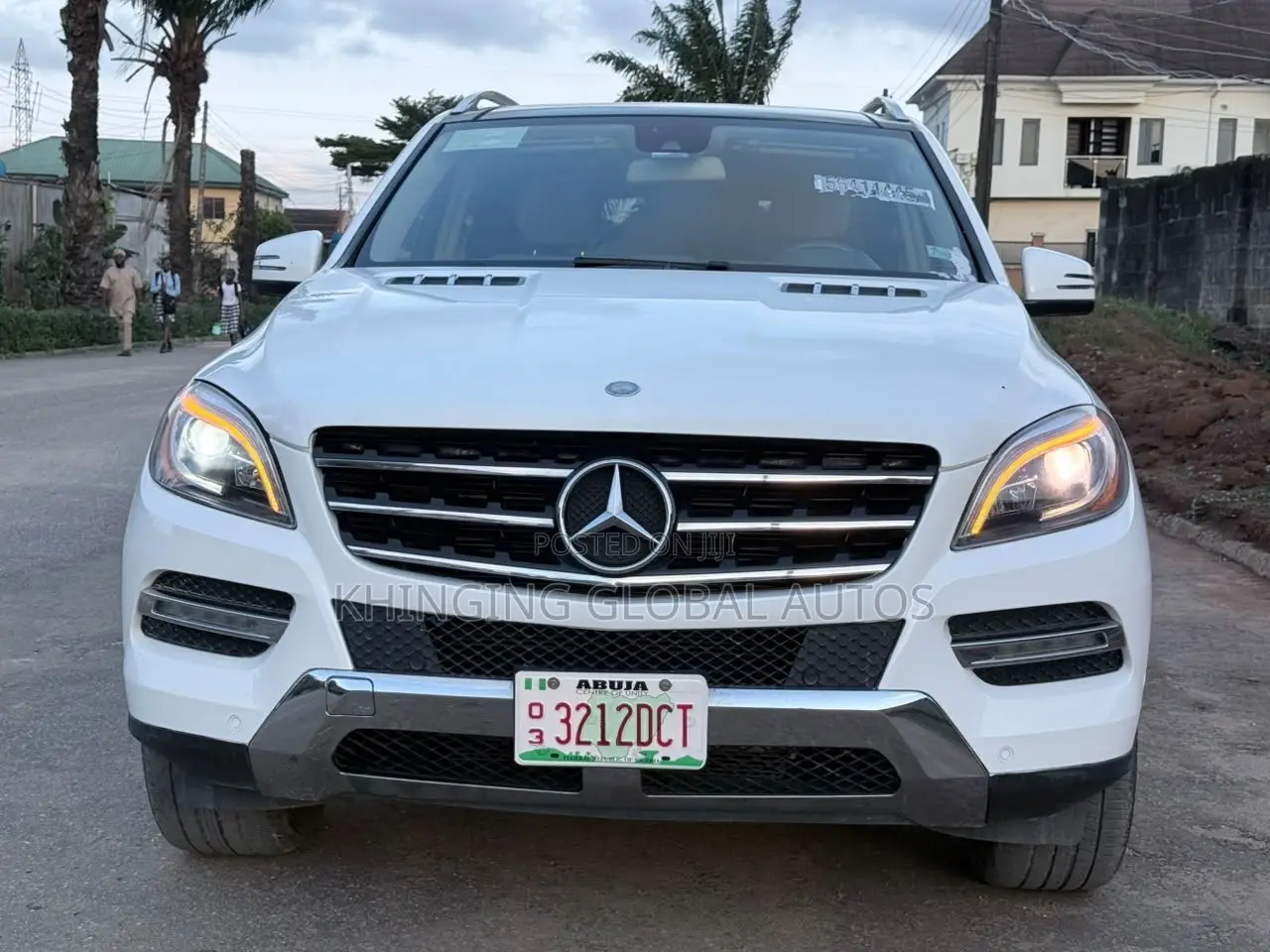 Mercedes-Benz M Class ML350 4MATIC 4dr SUV AWD (3.5L 6cyl 7A) 2014
