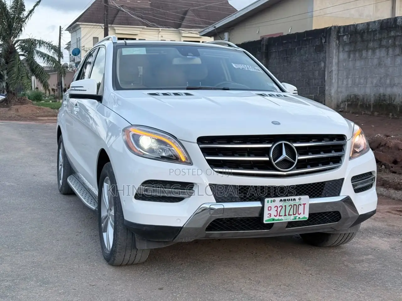 Mercedes-Benz M Class ML350 4MATIC 4dr SUV AWD (3.5L 6cyl 7A) 2014