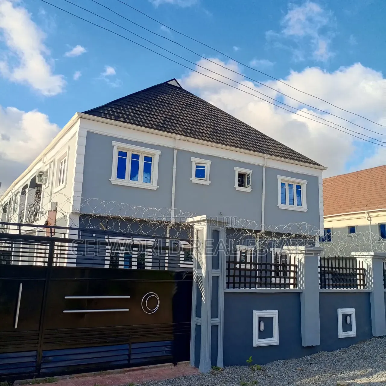 3bdrm Apartment in Premier Estate Akuru, Akala Express for rent