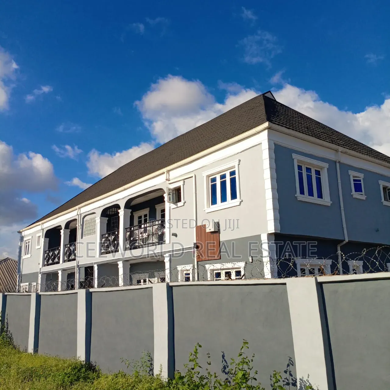3bdrm Apartment in Premier Estate Akuru, Akala Express for rent