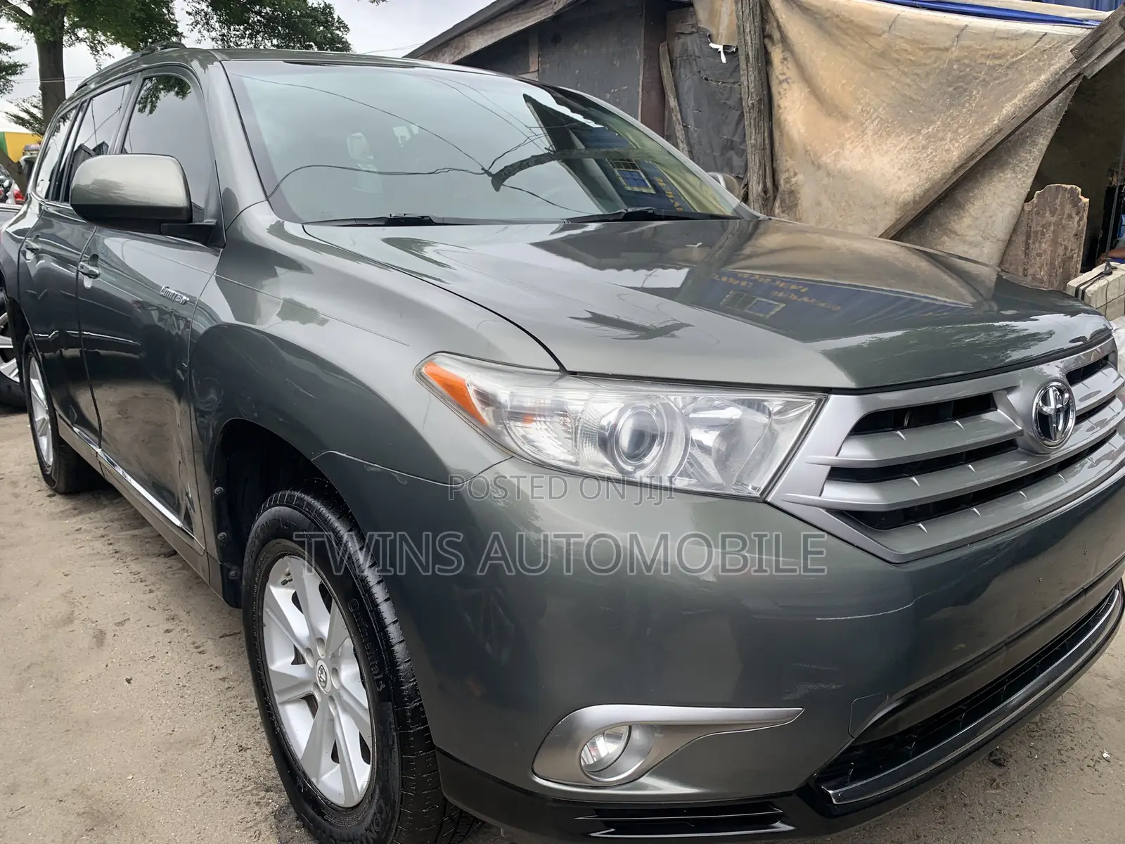 Toyota Highlander Limited 3.5l 4WD 2013 Green