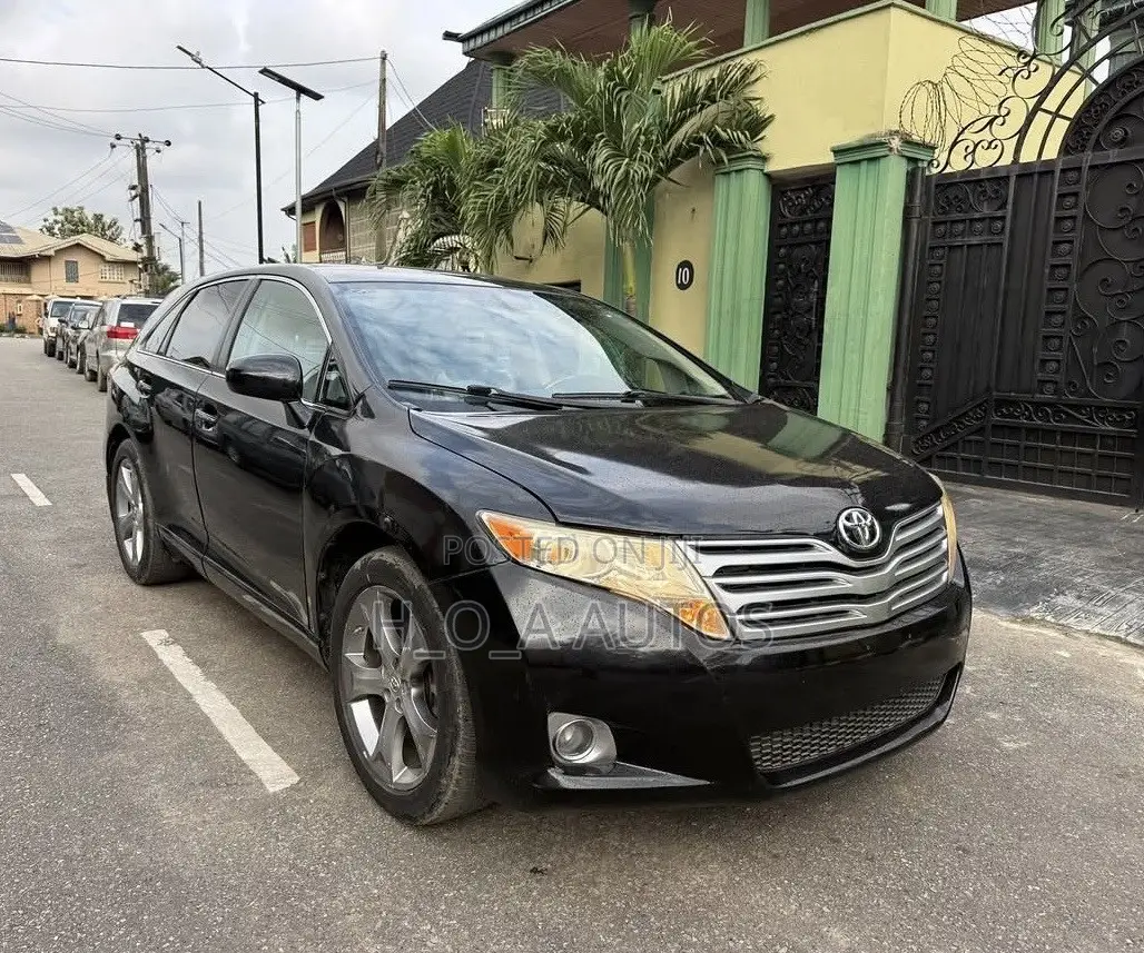 Toyota Venza V6 AWD 2010 Black