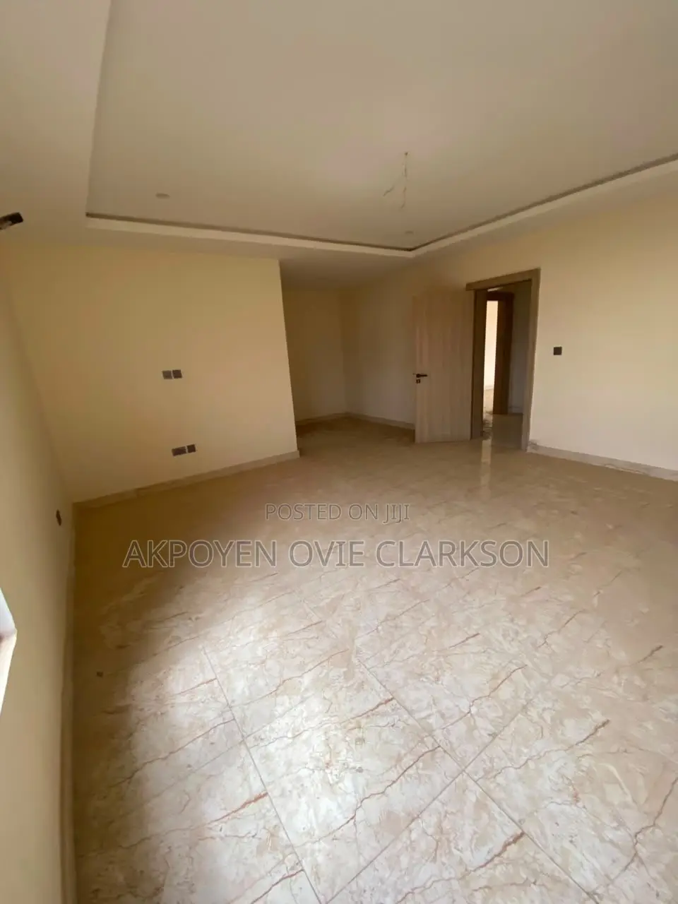 4bdrm Townhouse / Terrace in Mabushi for rent