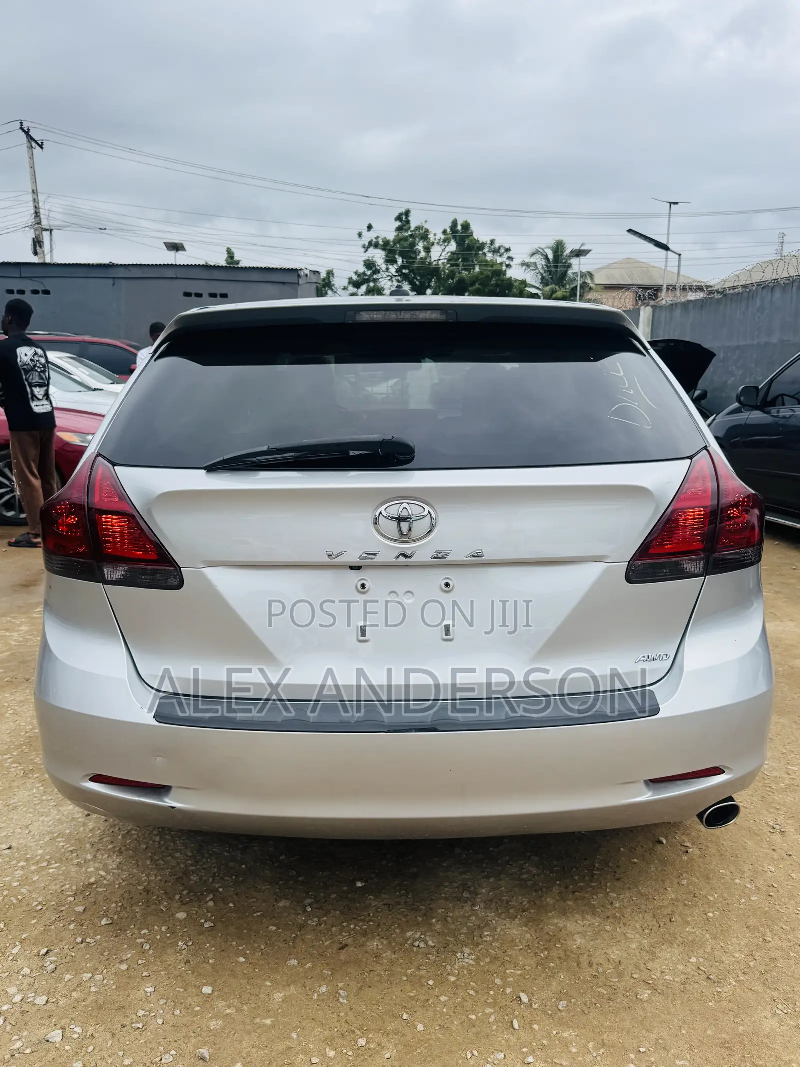 Toyota Venza AWD 2011 Silver