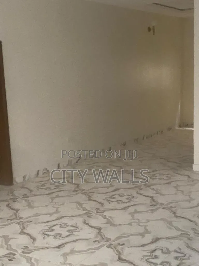 2bdrm Block of Flats in Seaside Estate, Badore for rent