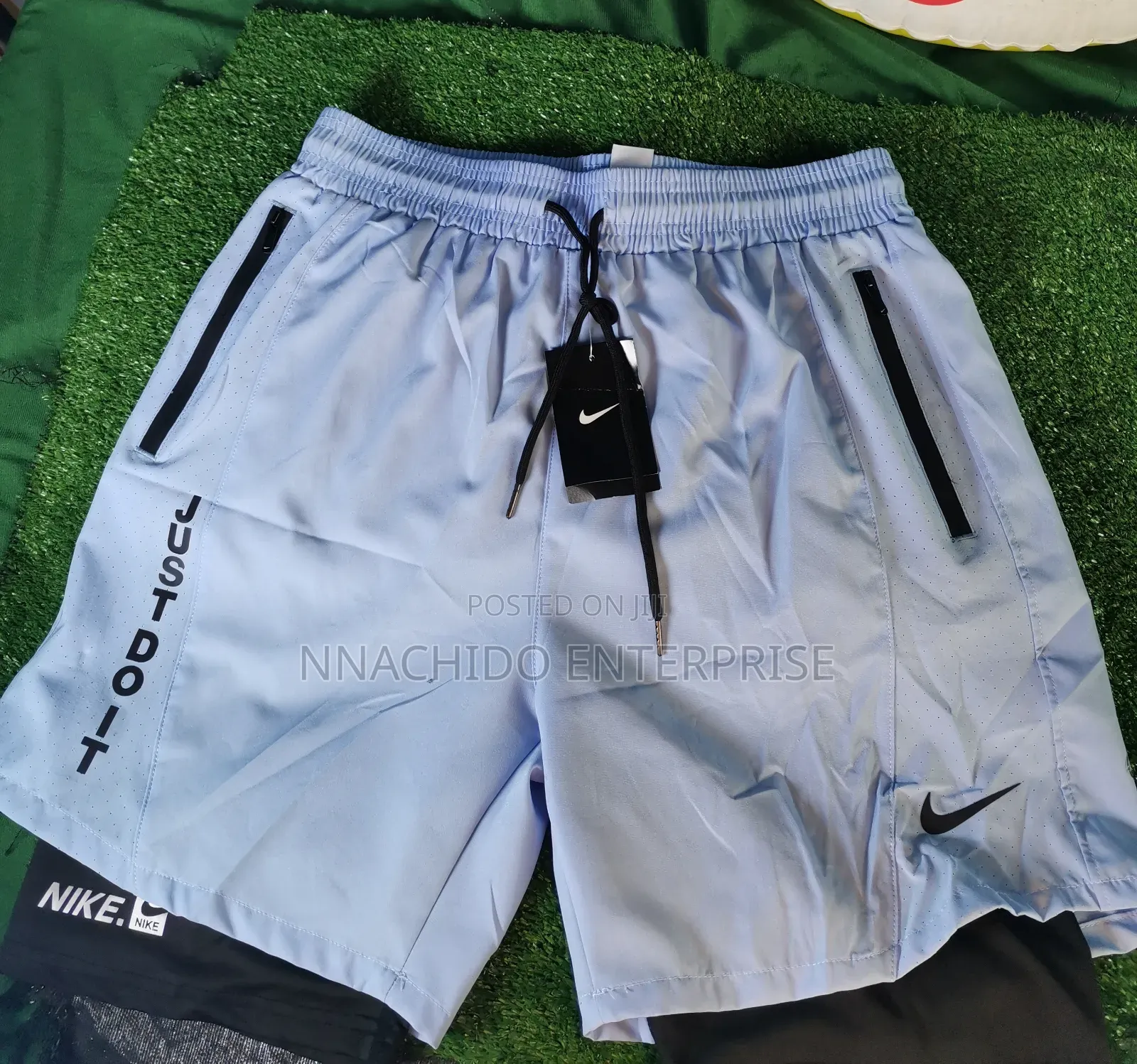 Men’s Lightweight Sports Training Shorts.