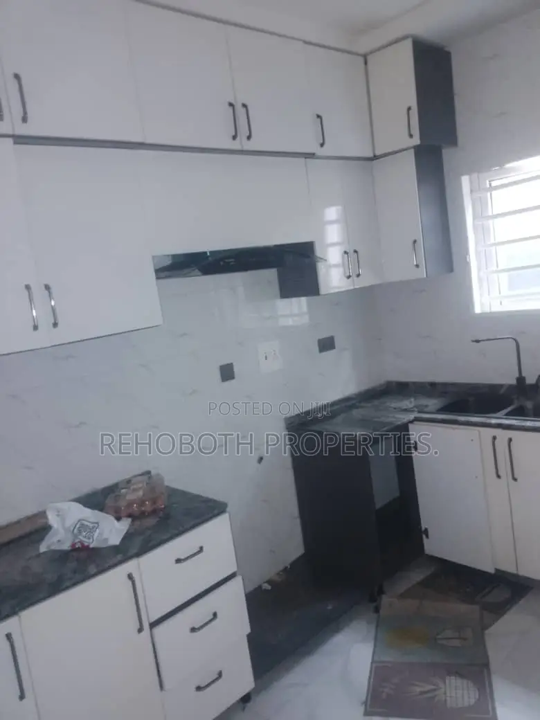 2bdrm Duplex in Akoto Elebu, Akala Express for rent