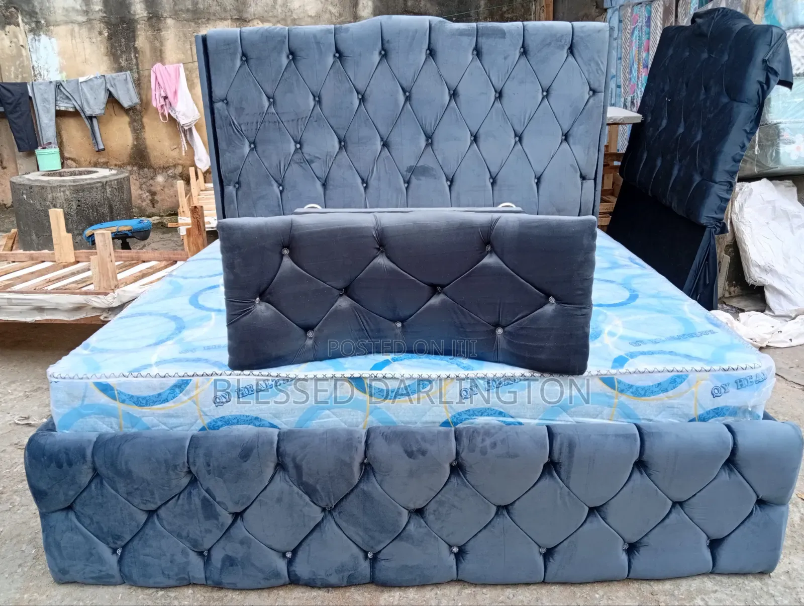 Brand New 6/6 Bed Frame With an Ottoman