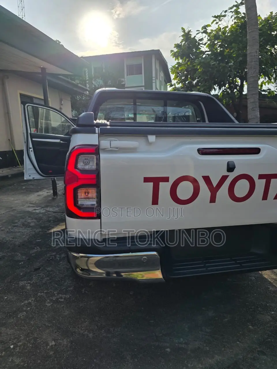 New Toyota Hilux 2026 White