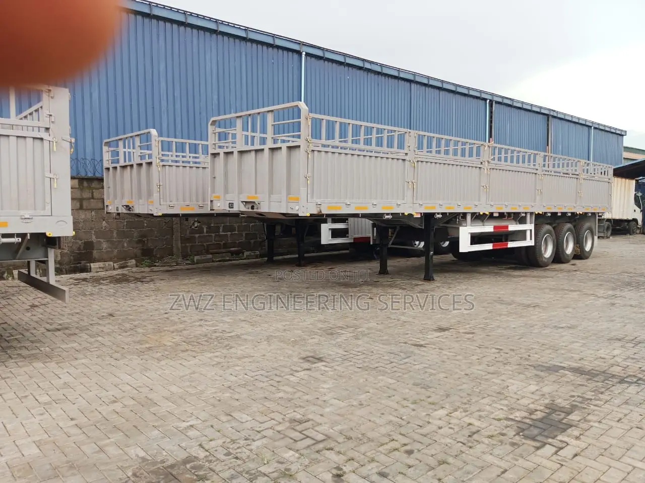 2026 Trailer Back With Triple Axles