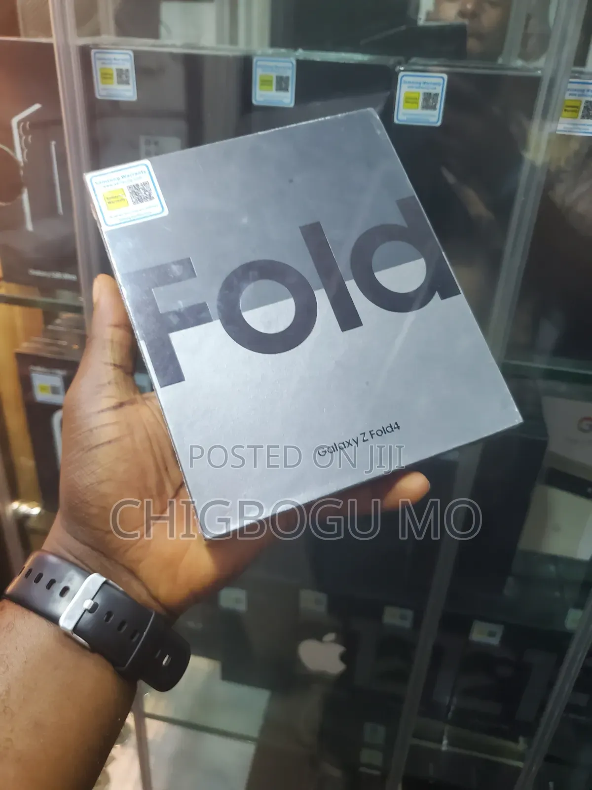New Samsung Galaxy Z Fold4 256 GB Gray