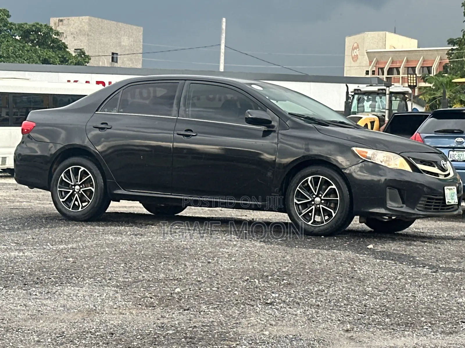 Toyota Corolla LE Special Edition 4dr Sedan (1.8L 4cyl 4A) 2013 Black