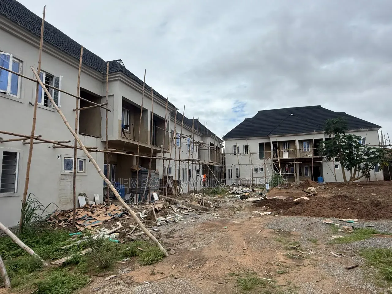 4bdrm Duplex in Kolapo Ishola Gra, Akobo for sale