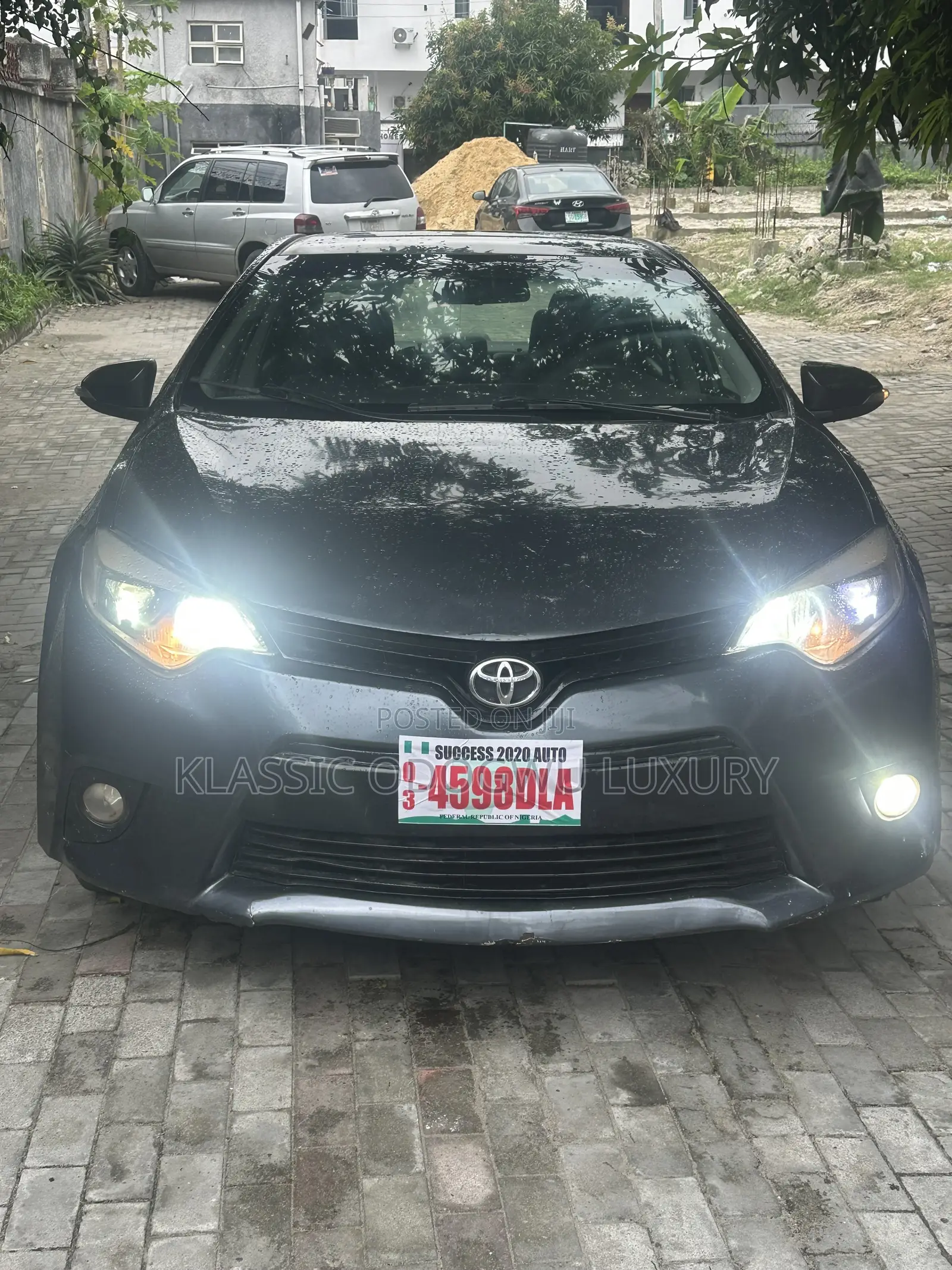 Toyota Corolla 2013 Blue