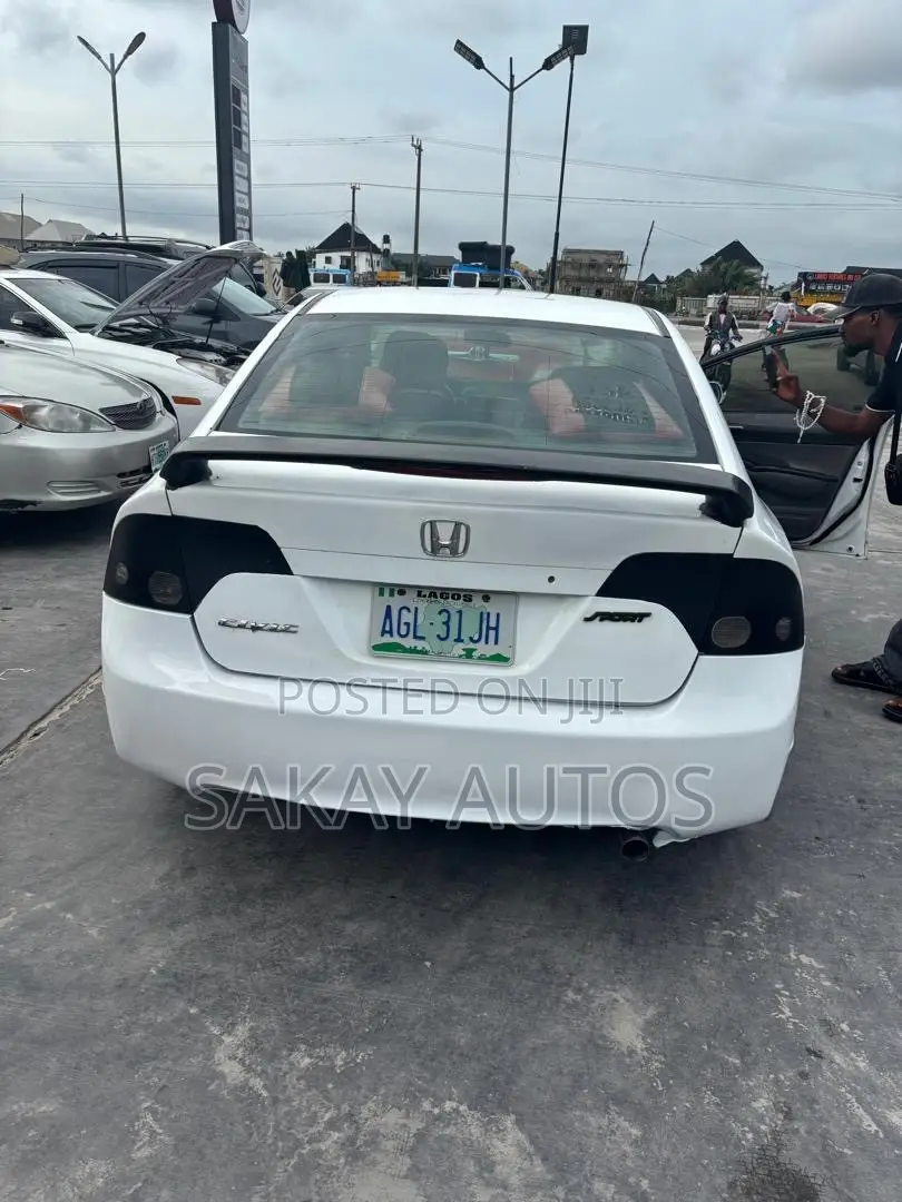 Honda Civic 2009 White