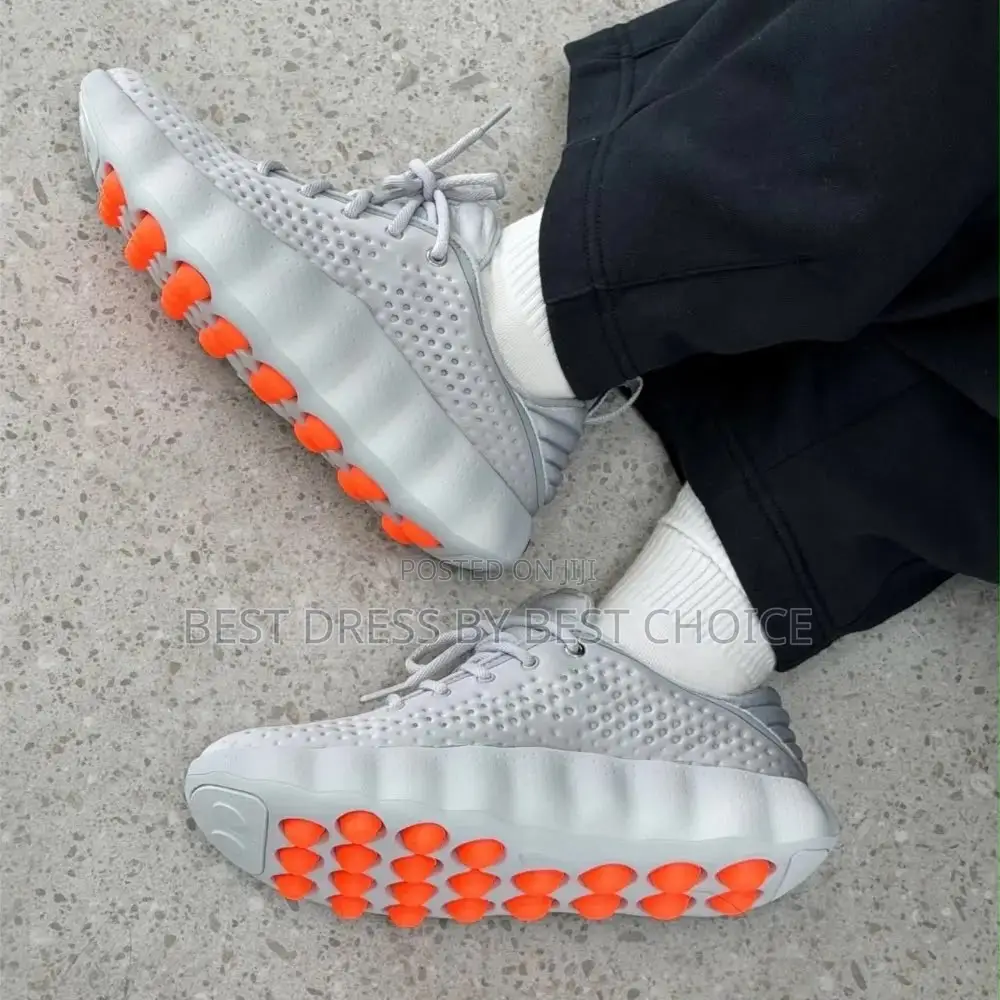 Luxury Nike Mind 002 Sneakers