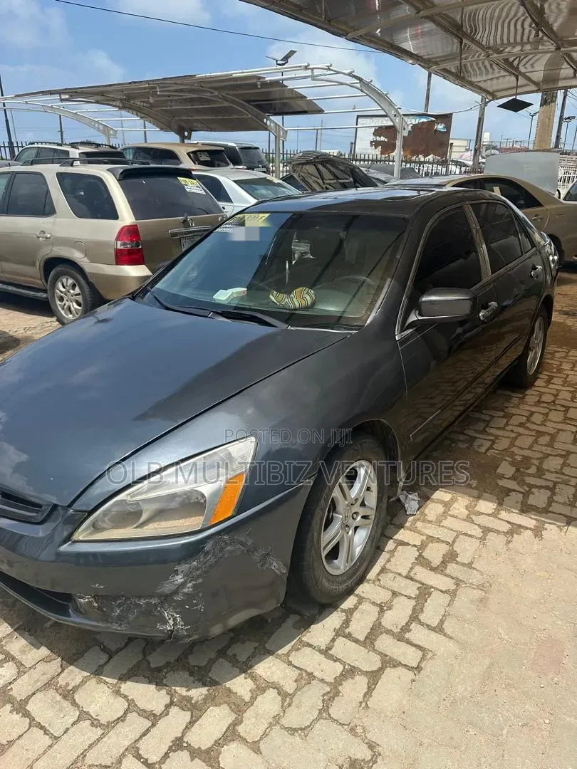 Honda Accord 2004 Black