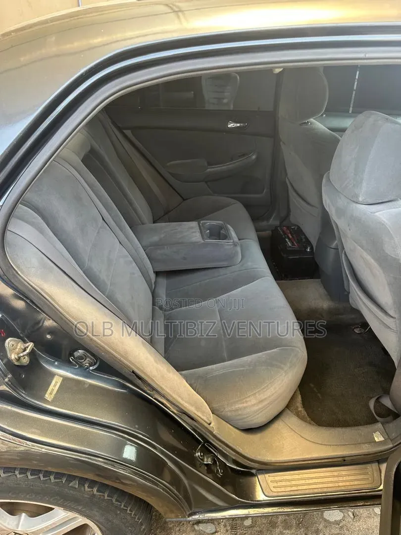 Honda Accord 2004 Black