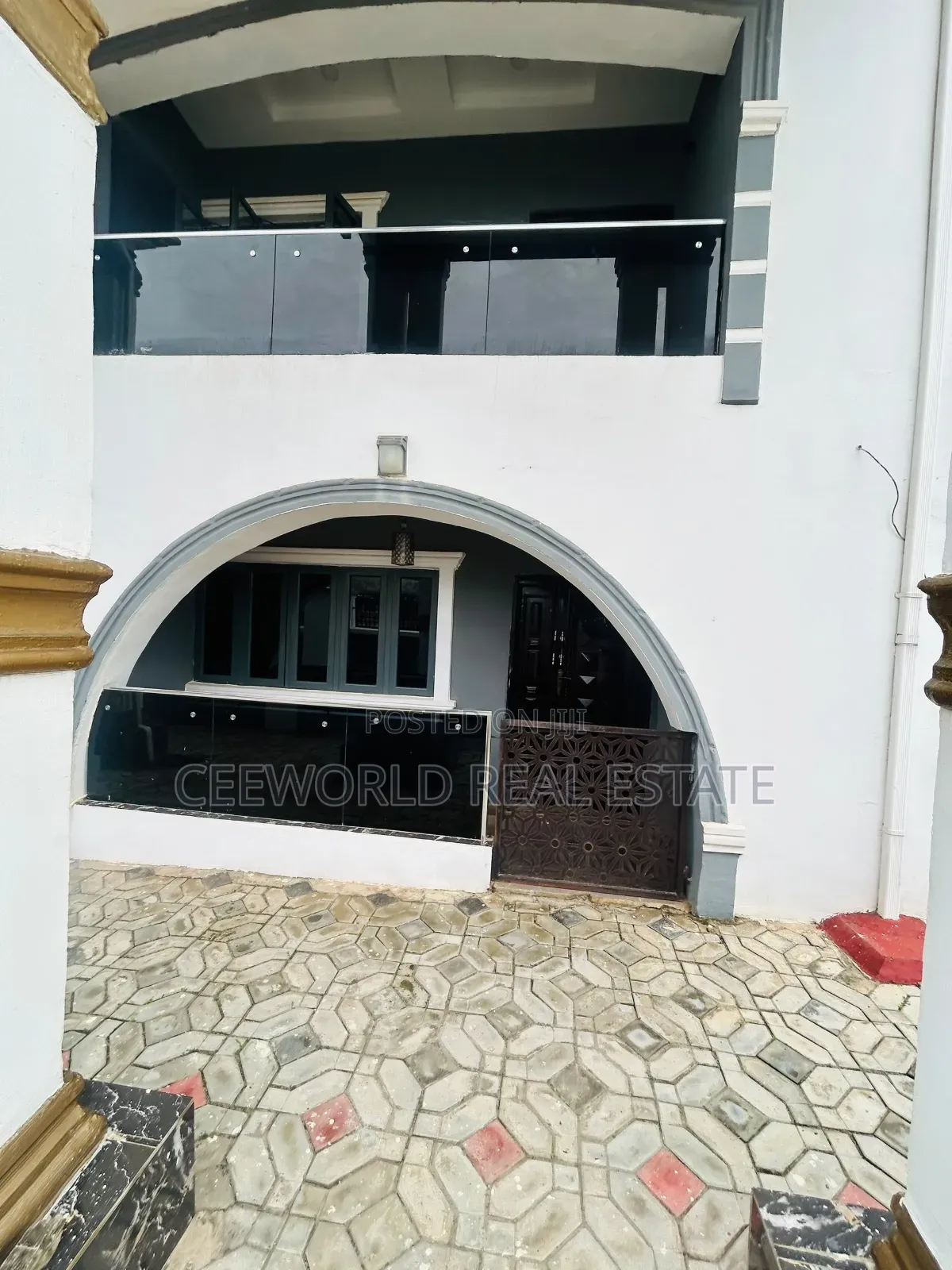 3bdrm Apartment in Baba Olora Atere, Akala Express for rent