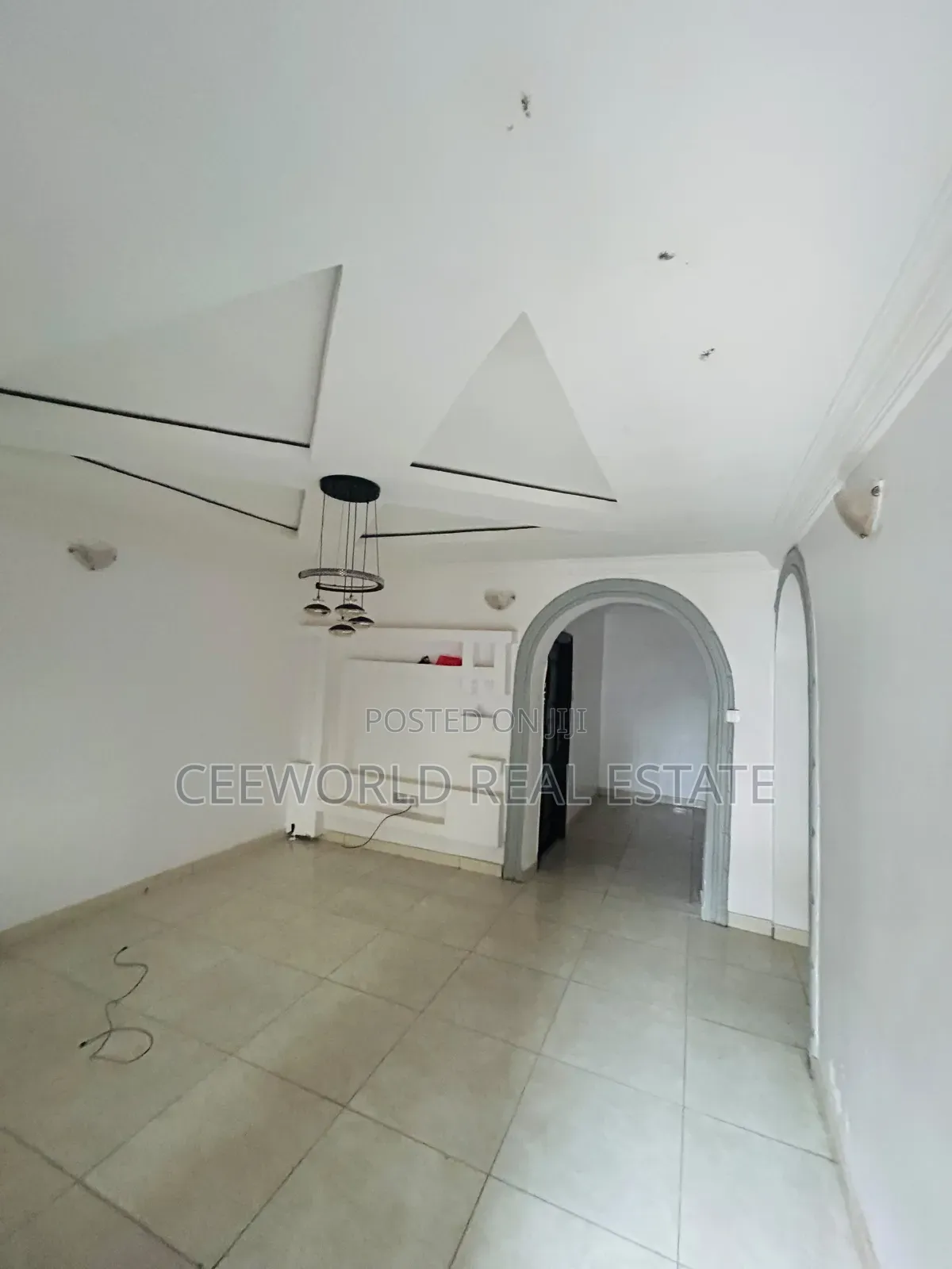 3bdrm Apartment in Baba Olora Atere, Akala Express for rent