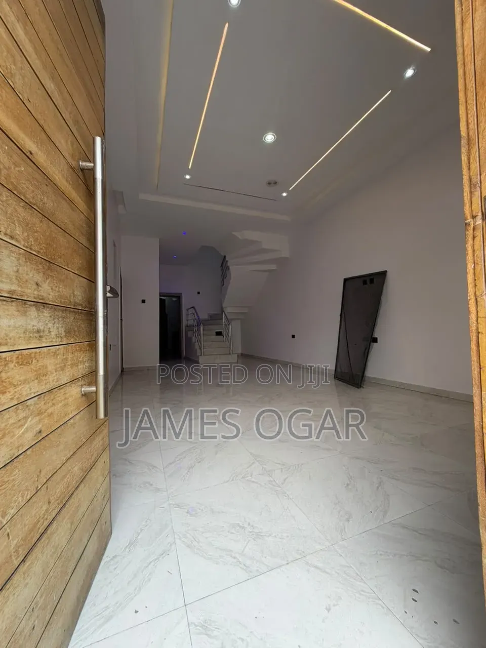 4bdrm Duplex in Ikota Gra for rent