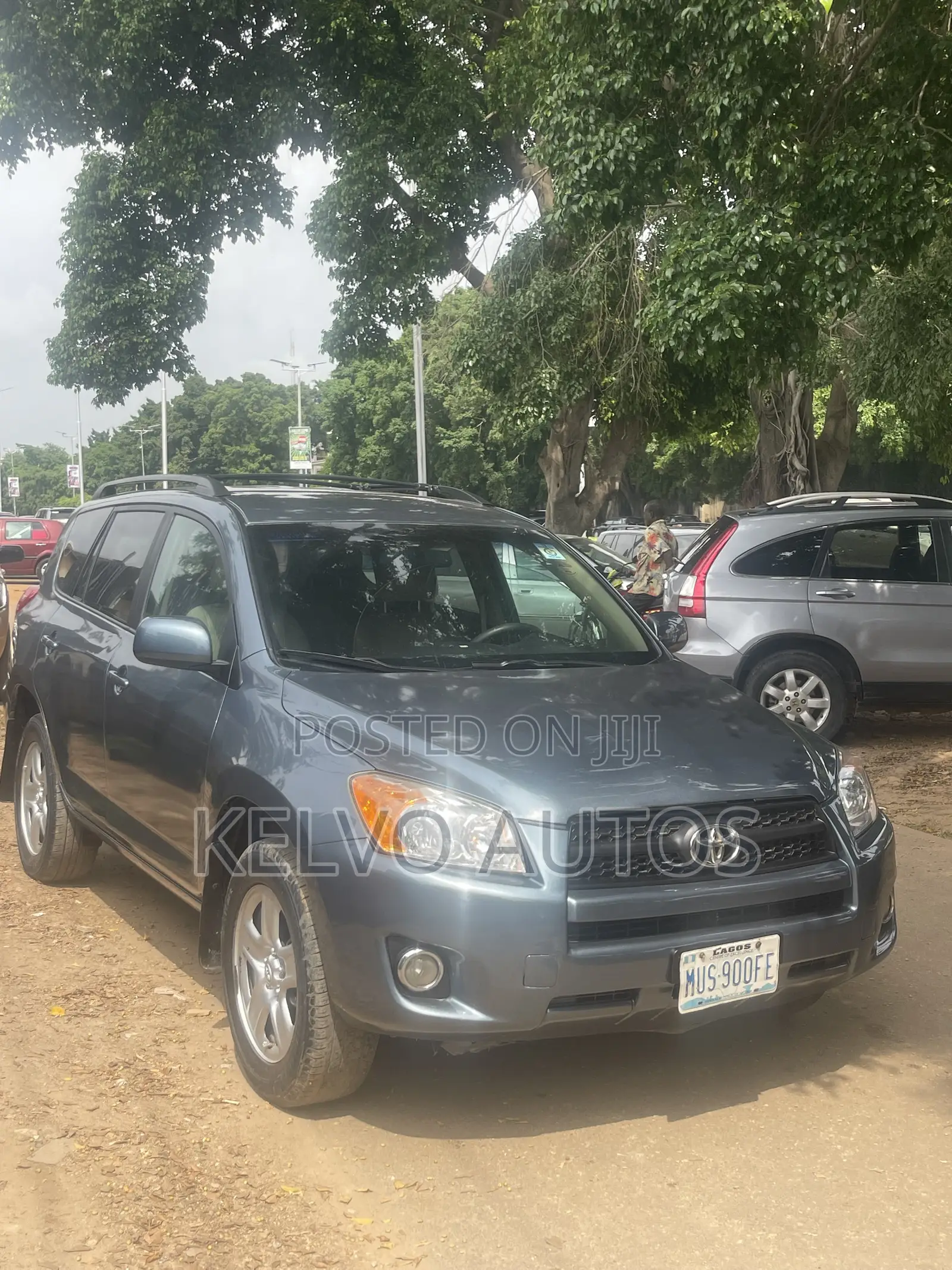 Toyota RAV4 2011 Maroon