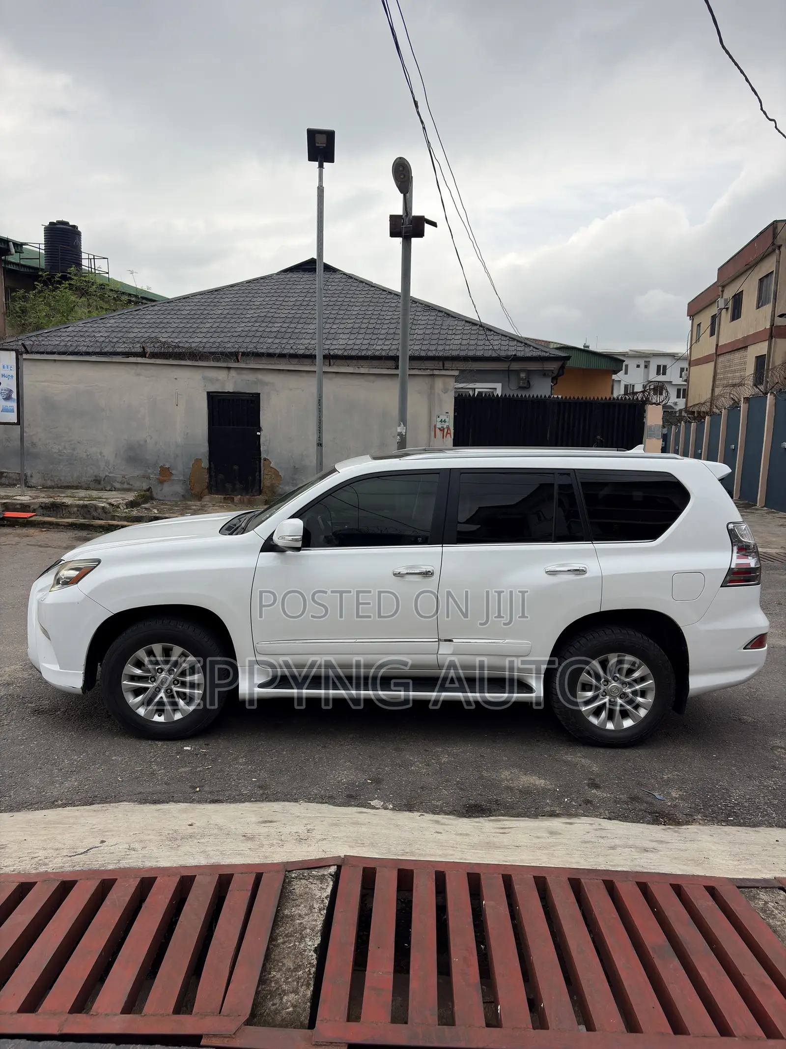 Lexus GX 460 Luxury 2014 White