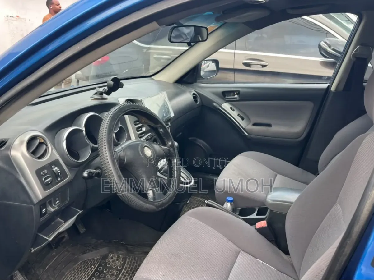 Toyota Matrix 2005 Blue