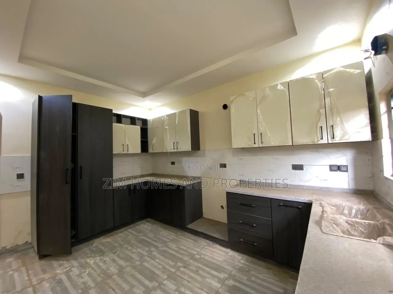 4bdrm Duplex in Zim Homes And, Mabushi for rent