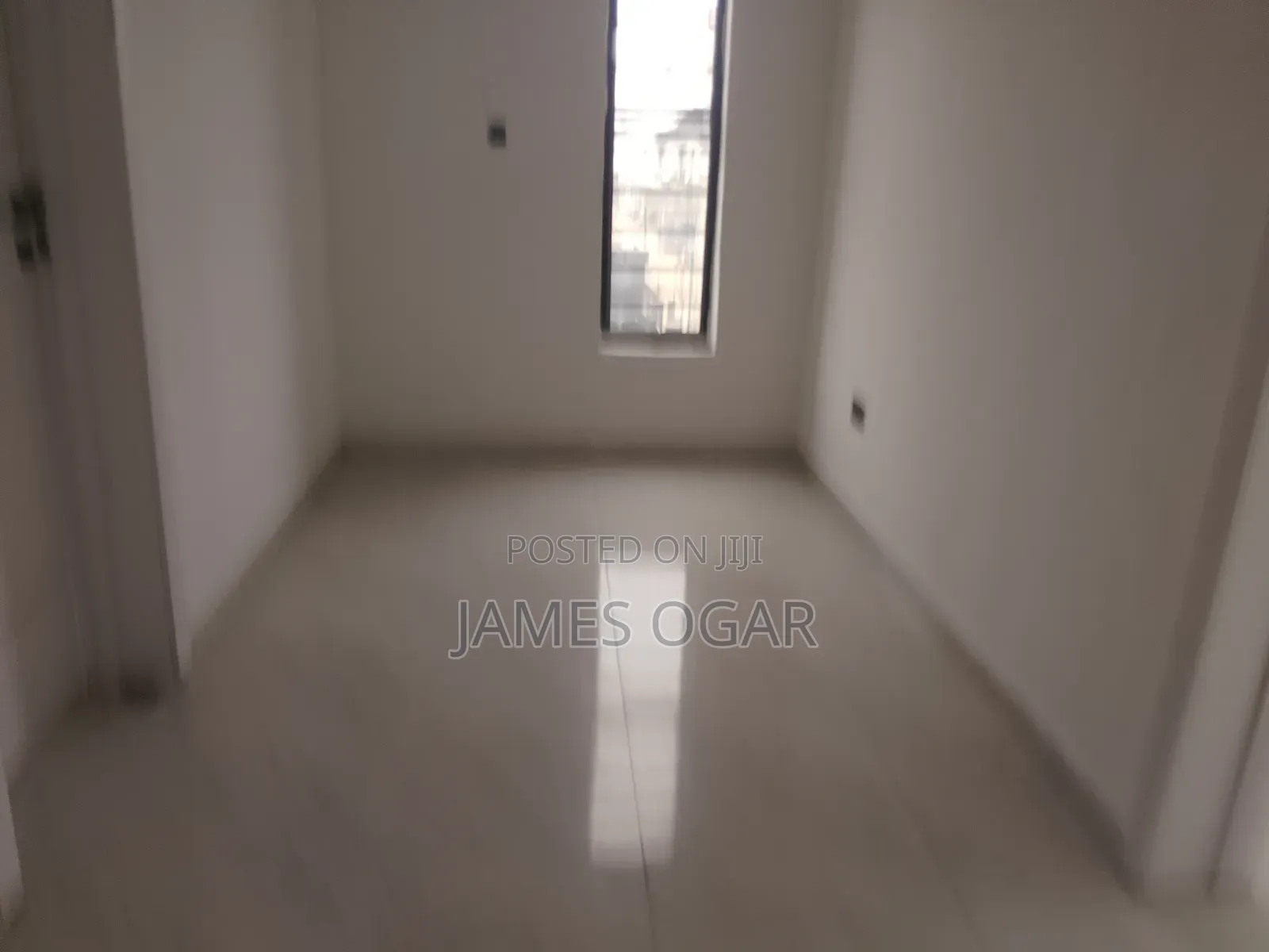 4bdrm Townhouse / Terrace in Ikota Gra for rent