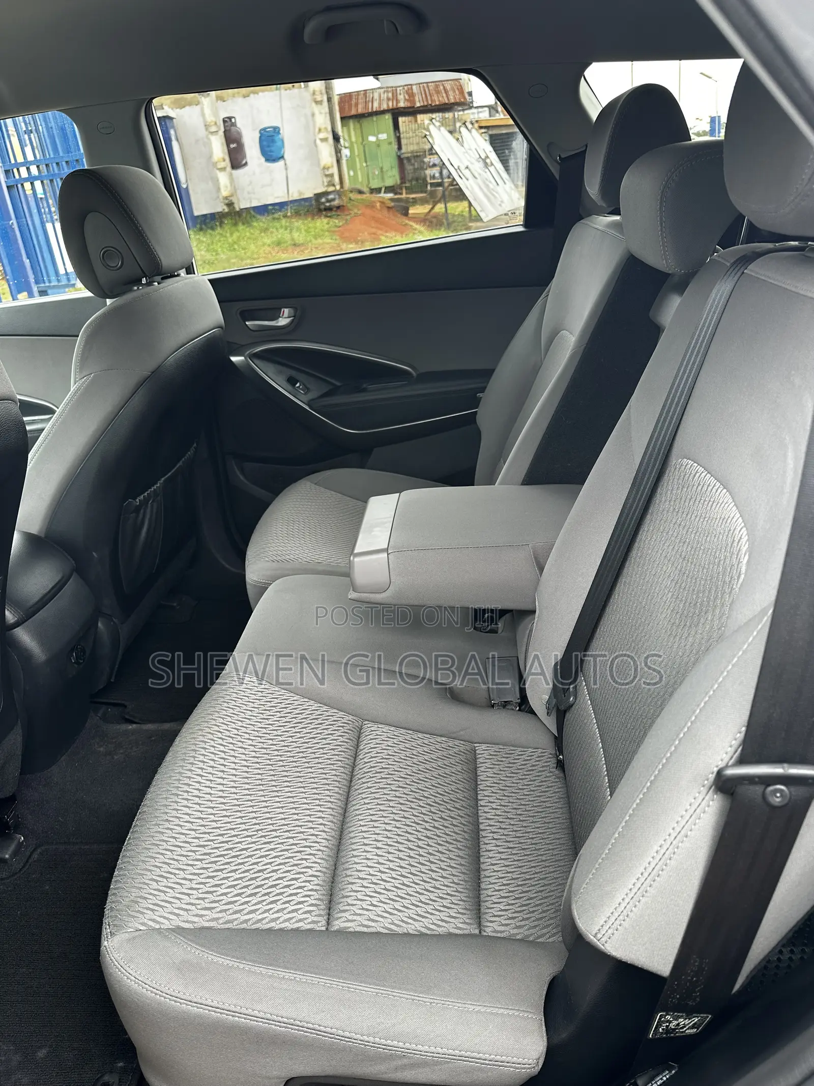 Hyundai Santa Fe 2015 White