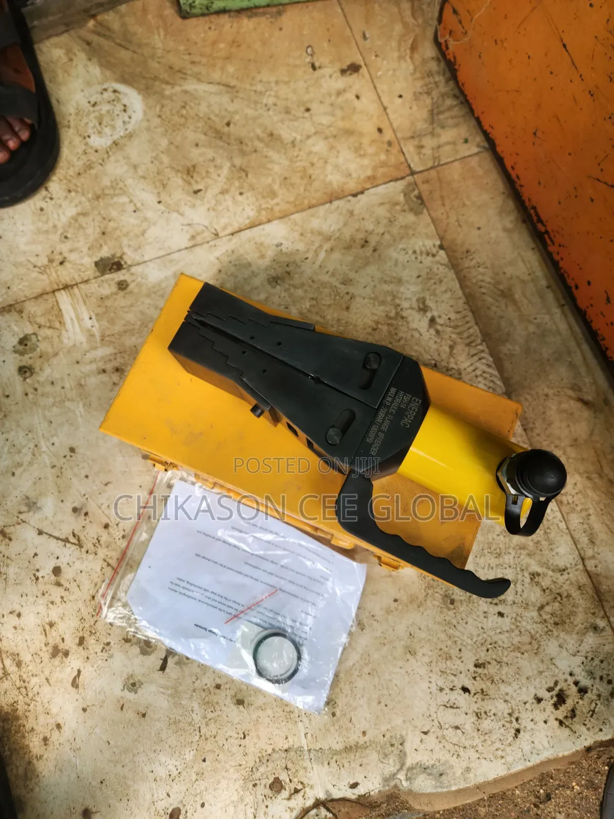 Enerpac Hydraulic Flange Spreader