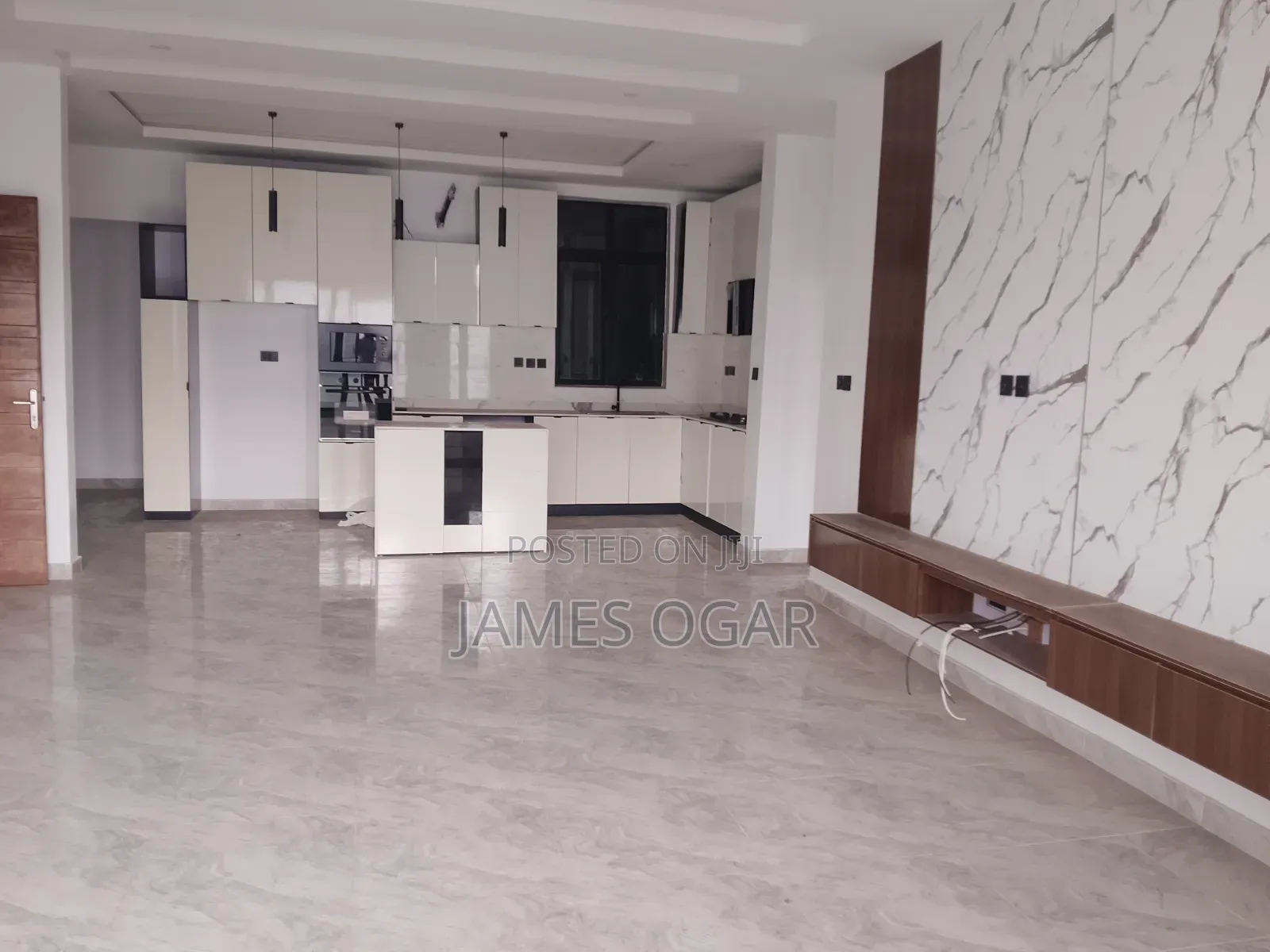 2bdrm Apartment in Ikota Gra for rent