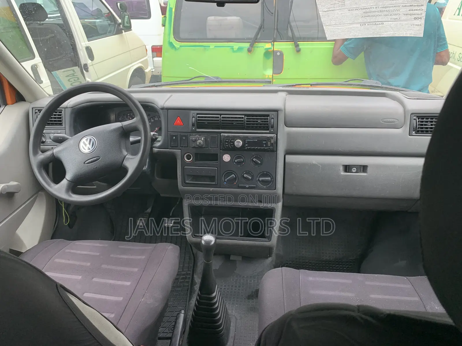 Volkswagen Transporter 2007 Yellow