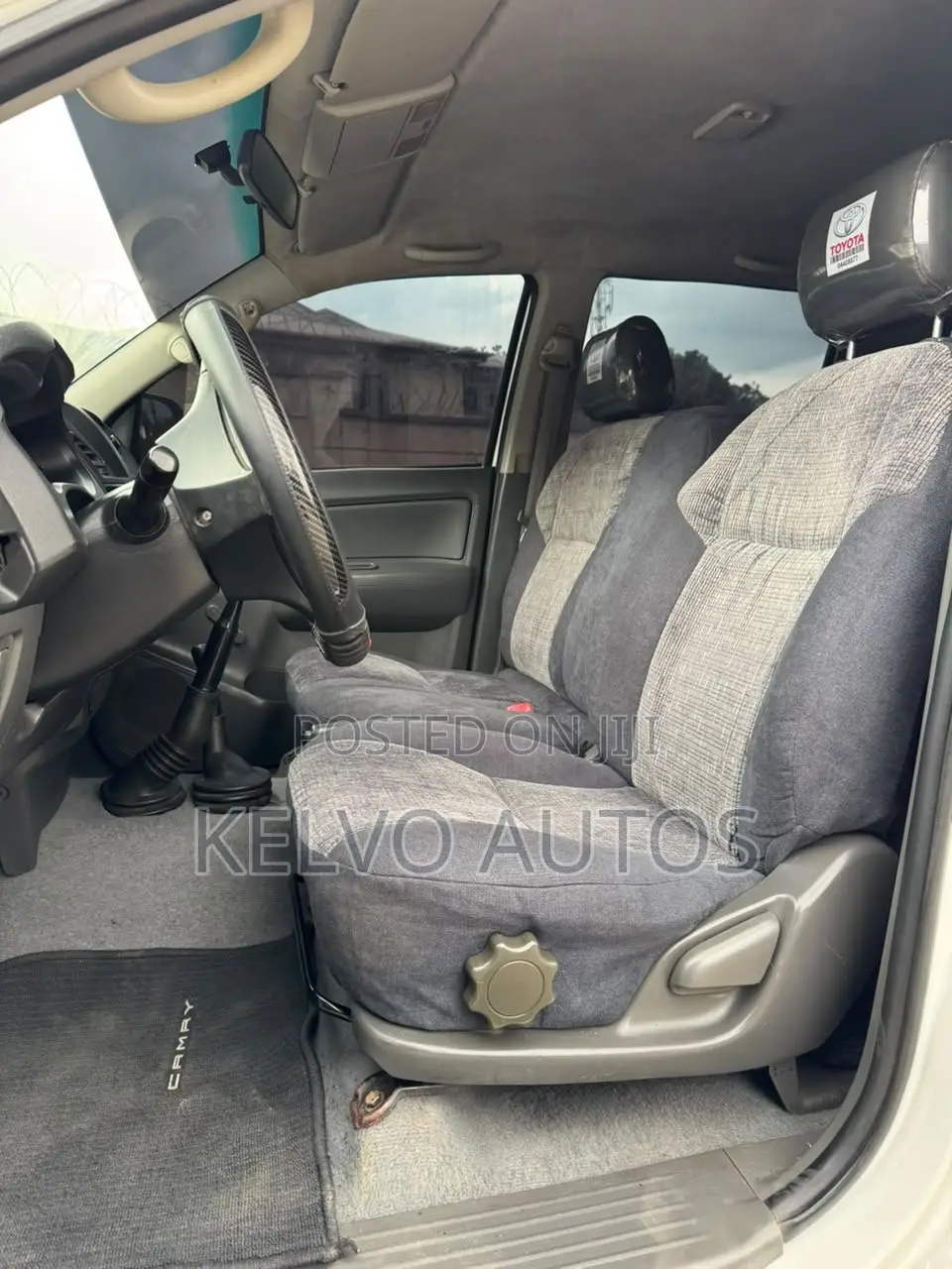 Toyota Hilux 2012 White