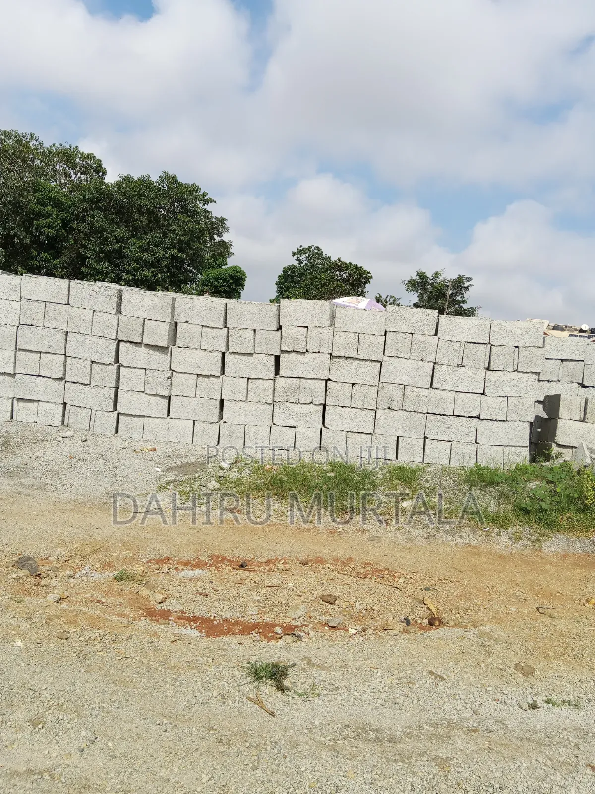 Concrete Vibrating Glass Blocks