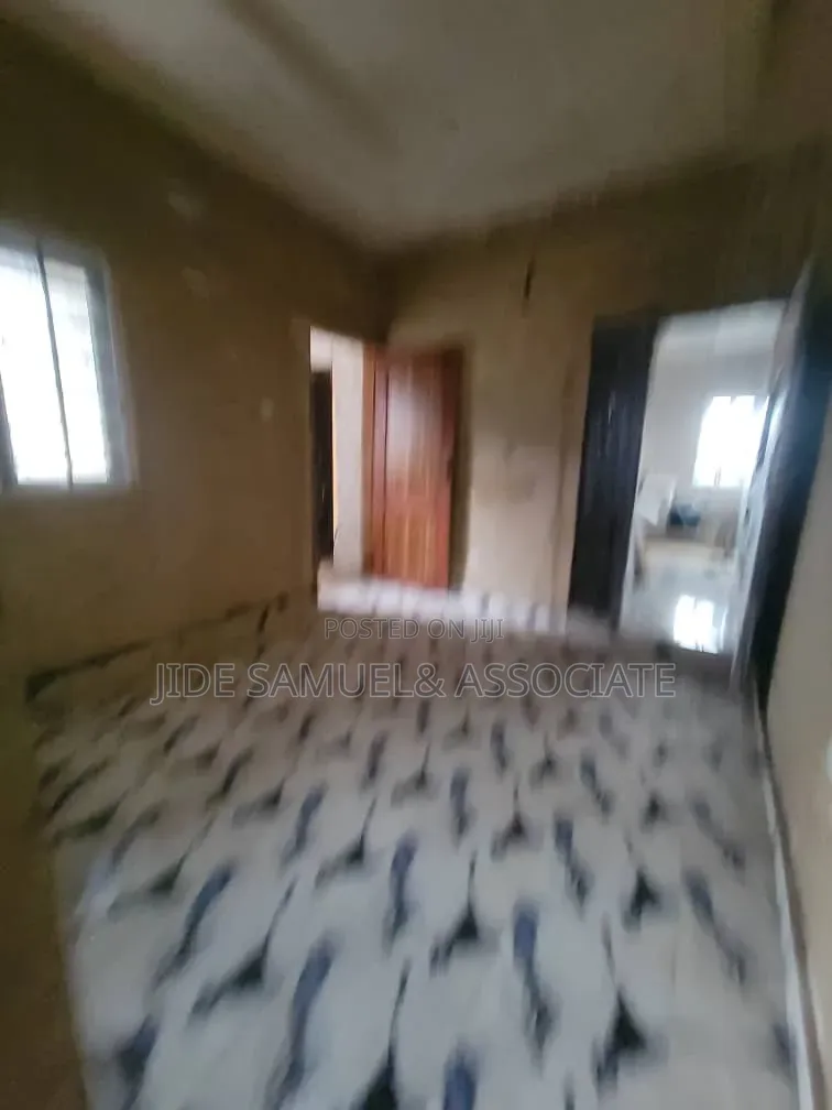 Furnished Mini Flat in Ayobo for rent
