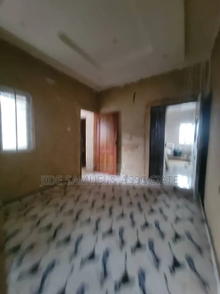 Furnished Mini Flat in Ayobo for rent