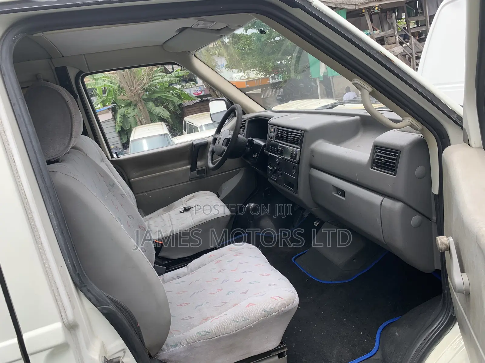 Volkswagen Transporter 2007 White