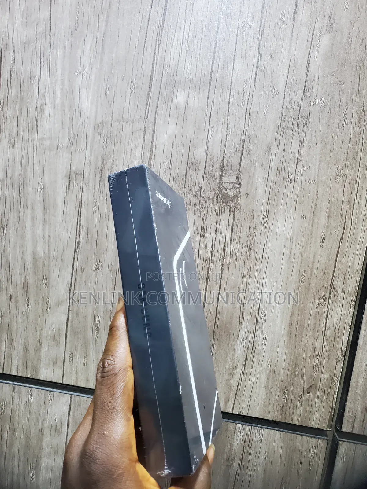 New Samsung Galaxy Z Flip7 256 GB Silver