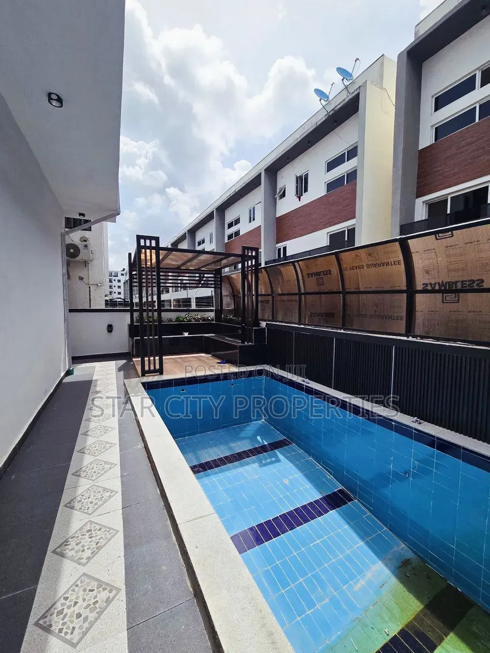 5bdrm Duplex in Ikate for sale