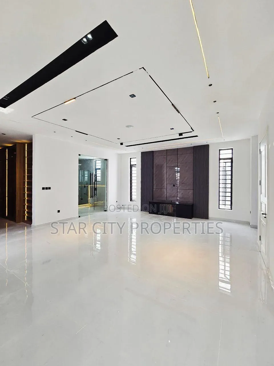 5bdrm Duplex in Ikate for sale