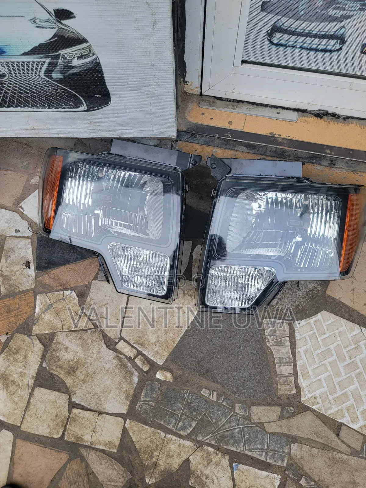Ford F-150 2010 HEADLAMP