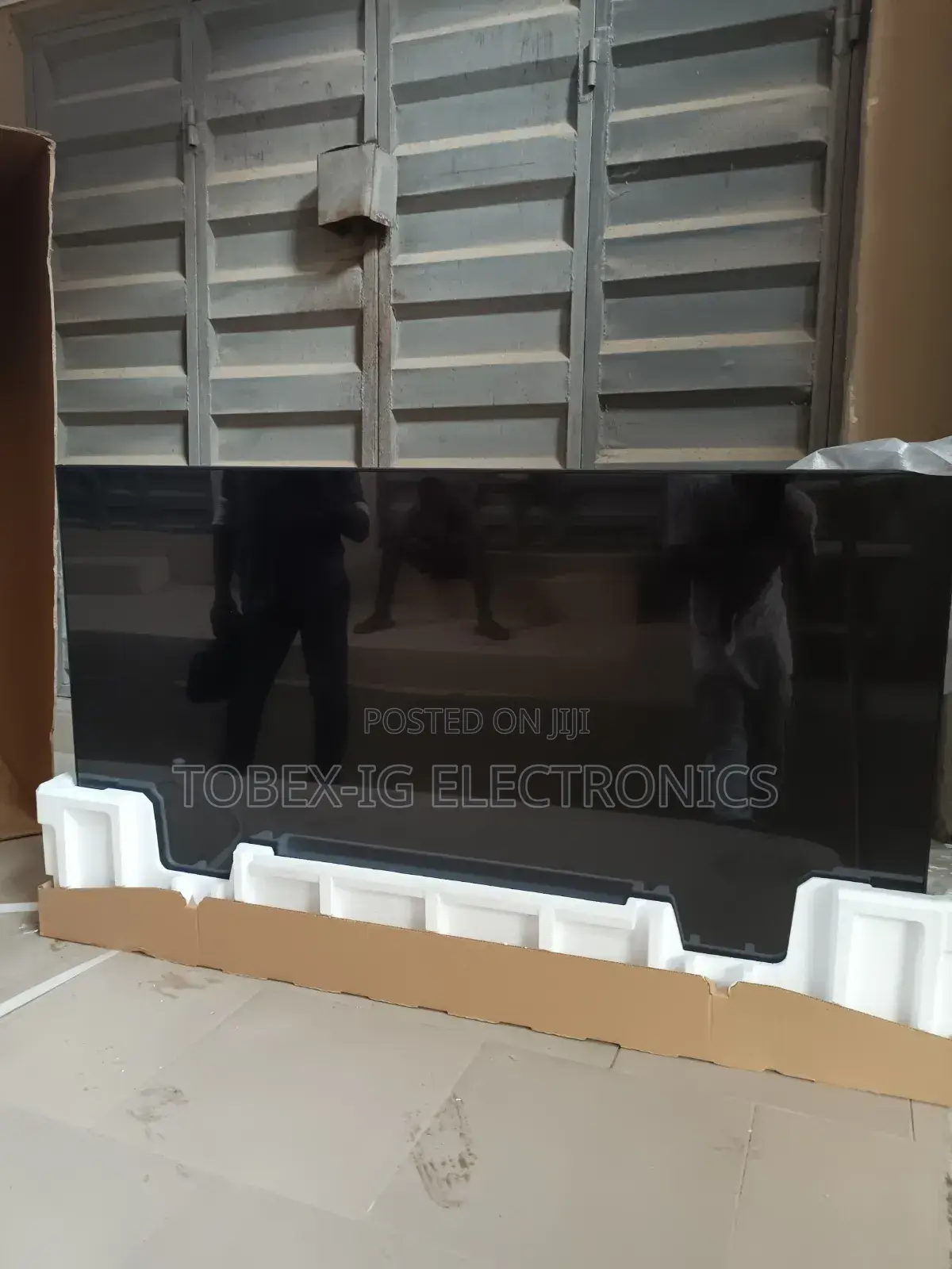 Samsung 65" Crystal UHD Smart TV DU7000